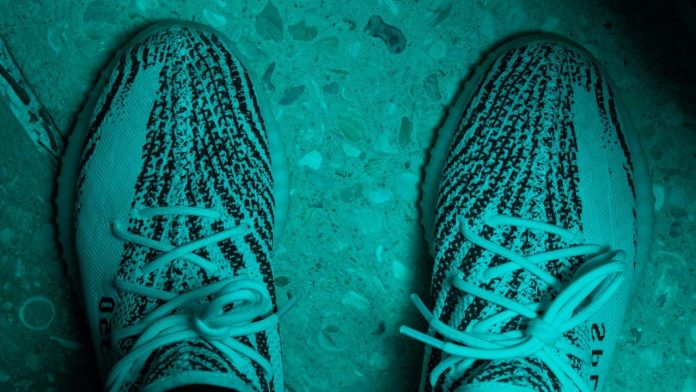 Kraj Adidas Je Prodao Posljednji Par Tenisica Yeezy
