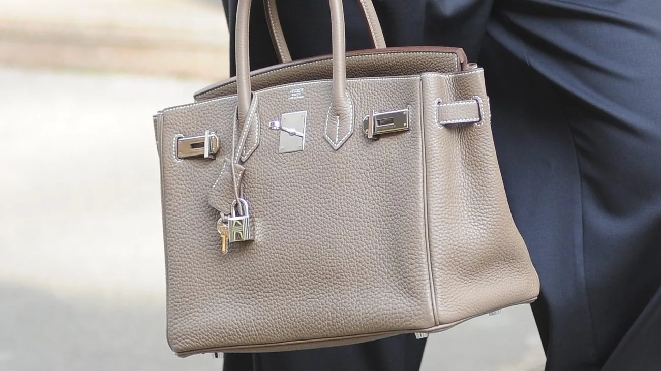 Luksuzna moda i održivost: Skriveni troškovi glamura s lažnim brendovima izuzetno visoku cijenu