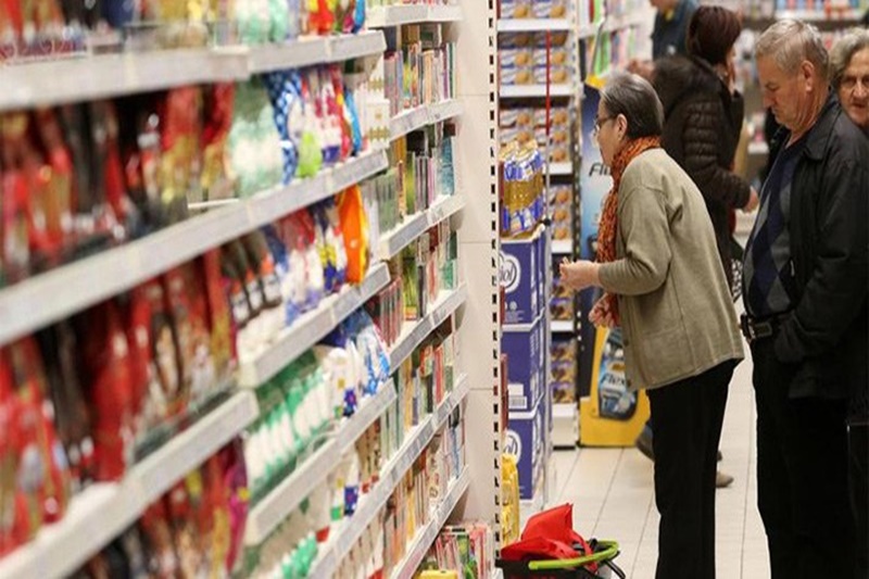 Novi Pravilnik: Šta se može prodavati na pumpi, šta je dragstor, šta supermarket