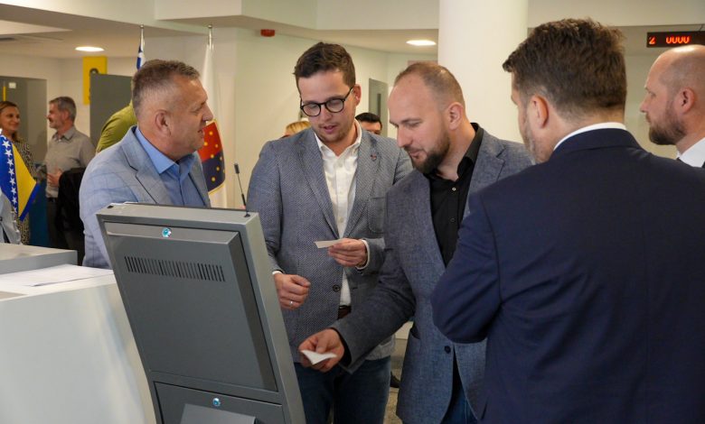 Svečano otvorena nova šalter sala Sektora za građanska stanja Novi Grad: Zahtjevi za lične karte, pasoše, vozačke dozvole od sada na novoj lokaciji