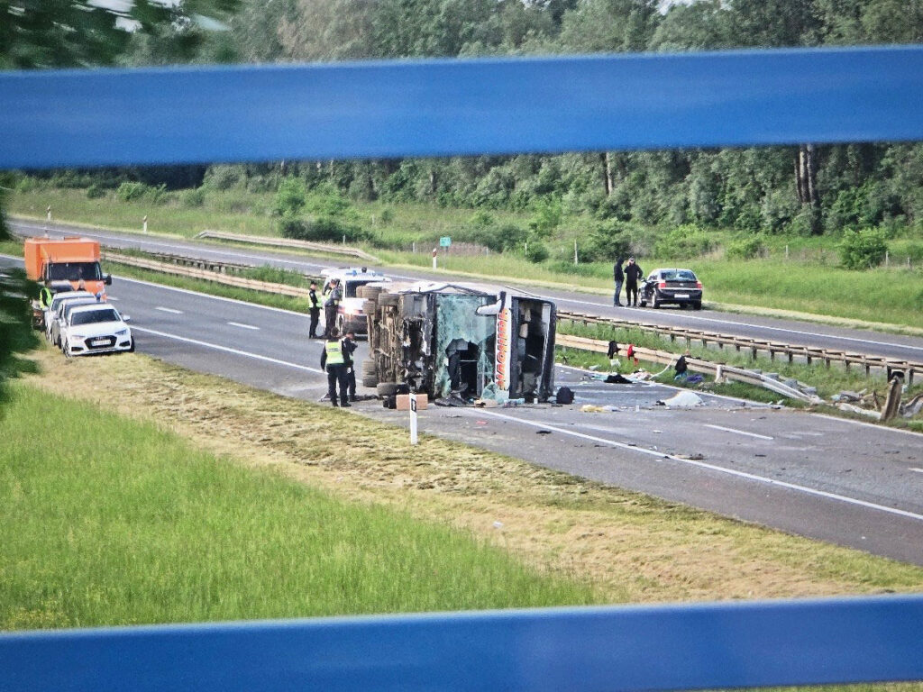 Stravična nesreća na autocesti A3: Sudar autobusa i dva automobila, dvoje poginulih