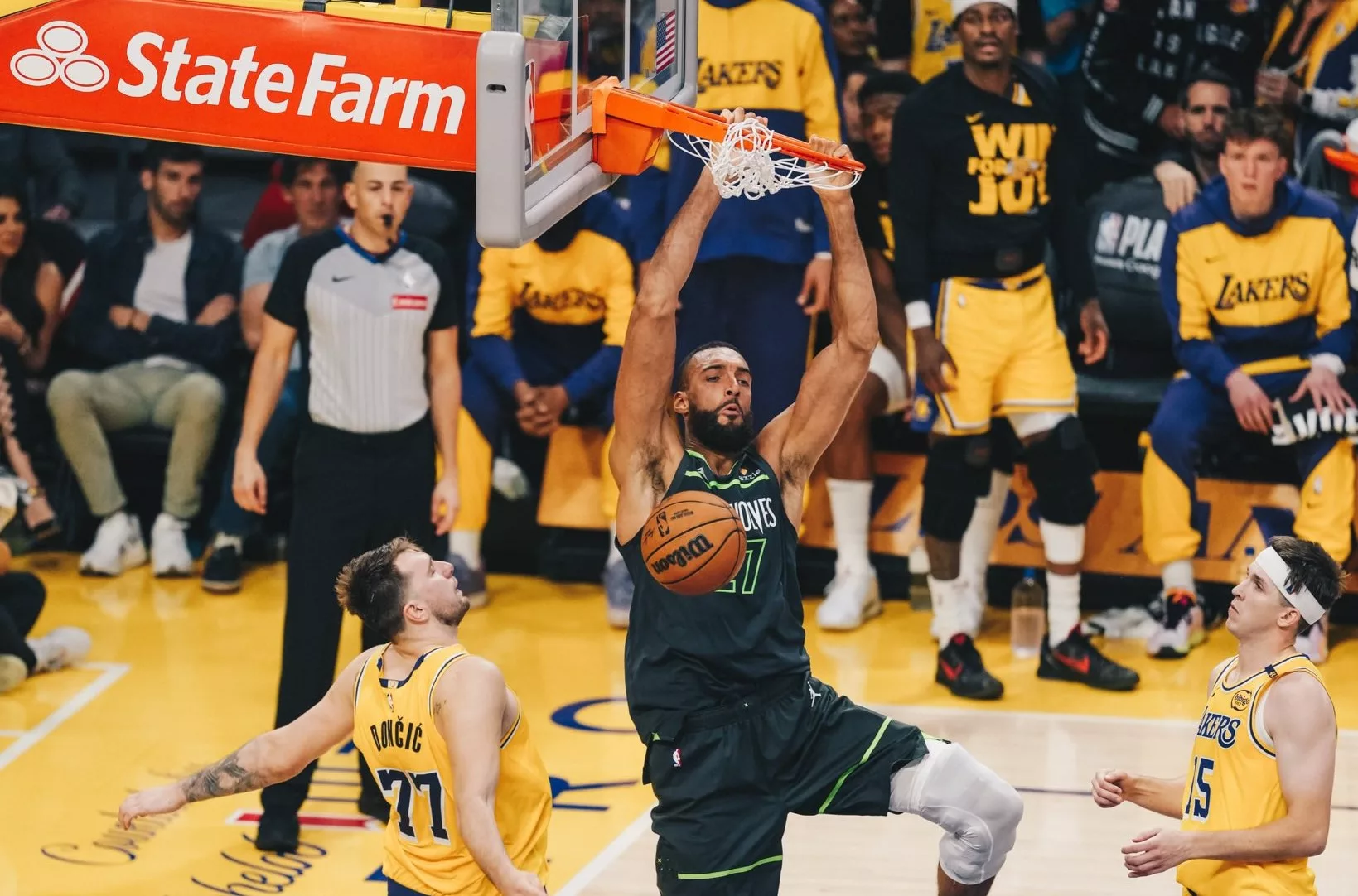 NBA: Minnesota je poslala Lakersa na odmor, Houston je vratio seriju u San Franciscu (video)