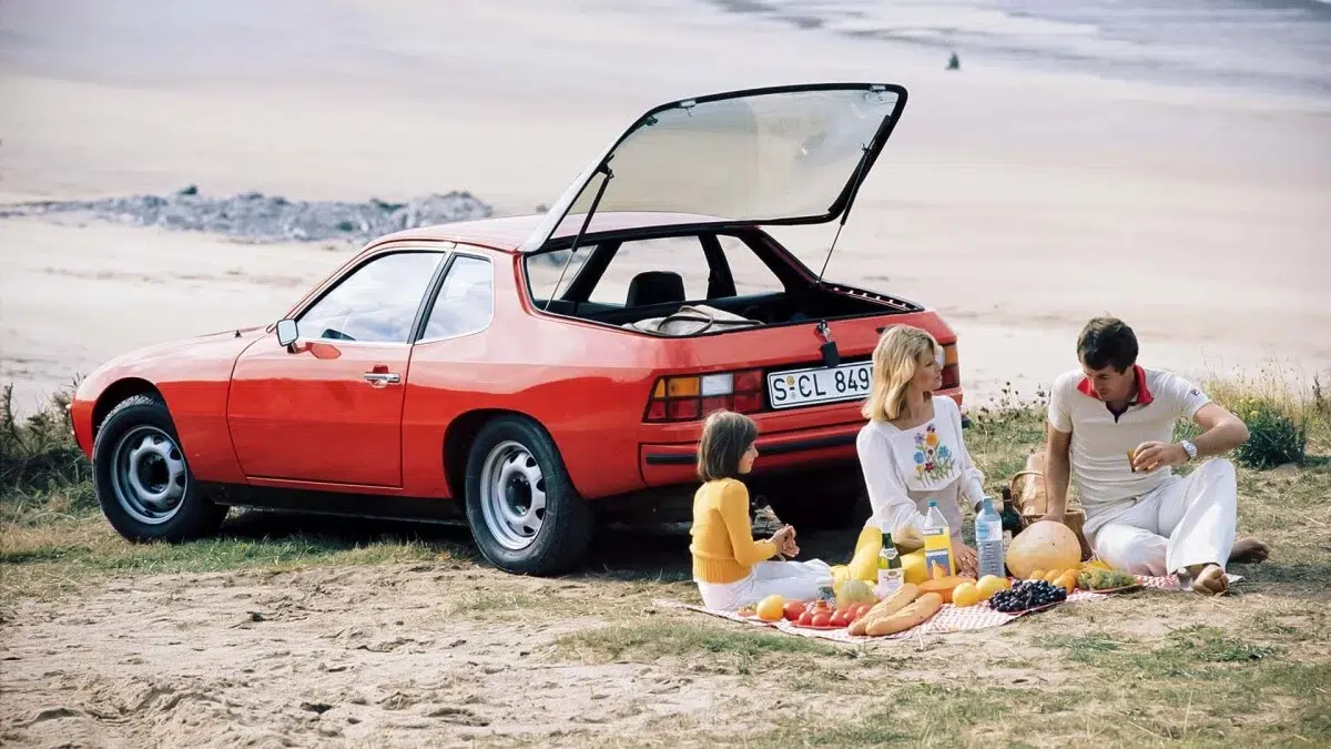Porsche 924: Volkswagenu je bio krupan zalogaj, ali sestrinska marka ga je učinila bestsellerom