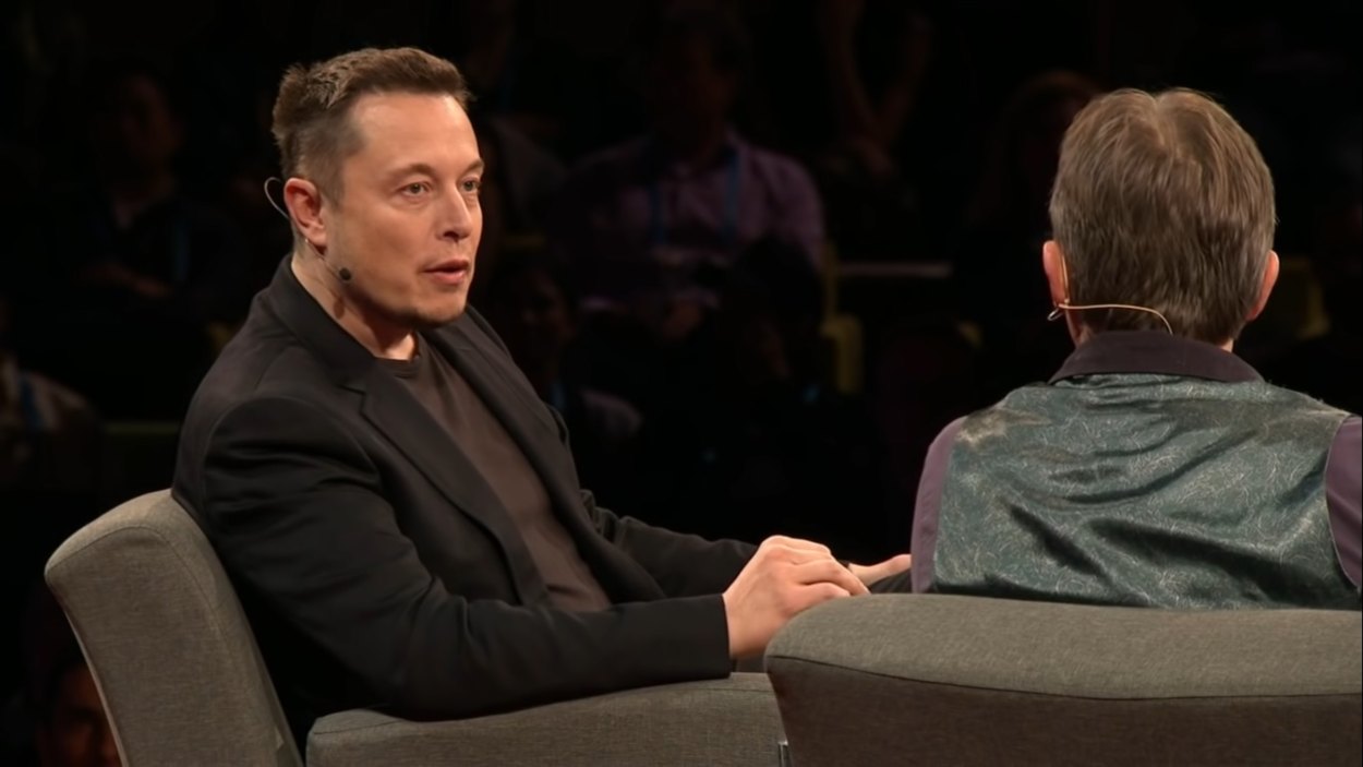 Tesla traži zamjenu za Maska: “Nosio previše šešira” i zapustio firmu