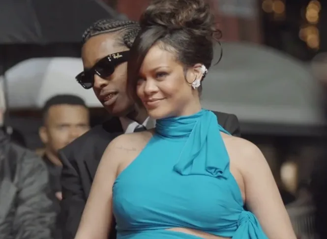 Trudna, glamurozna i plava: Rihanna kao Štrumpfeta dominira Cannesom