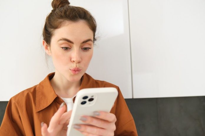 1749898893 Ovako Bi Zeljela Tinder Profil Svakog Zodijaka Ovan Action Hero