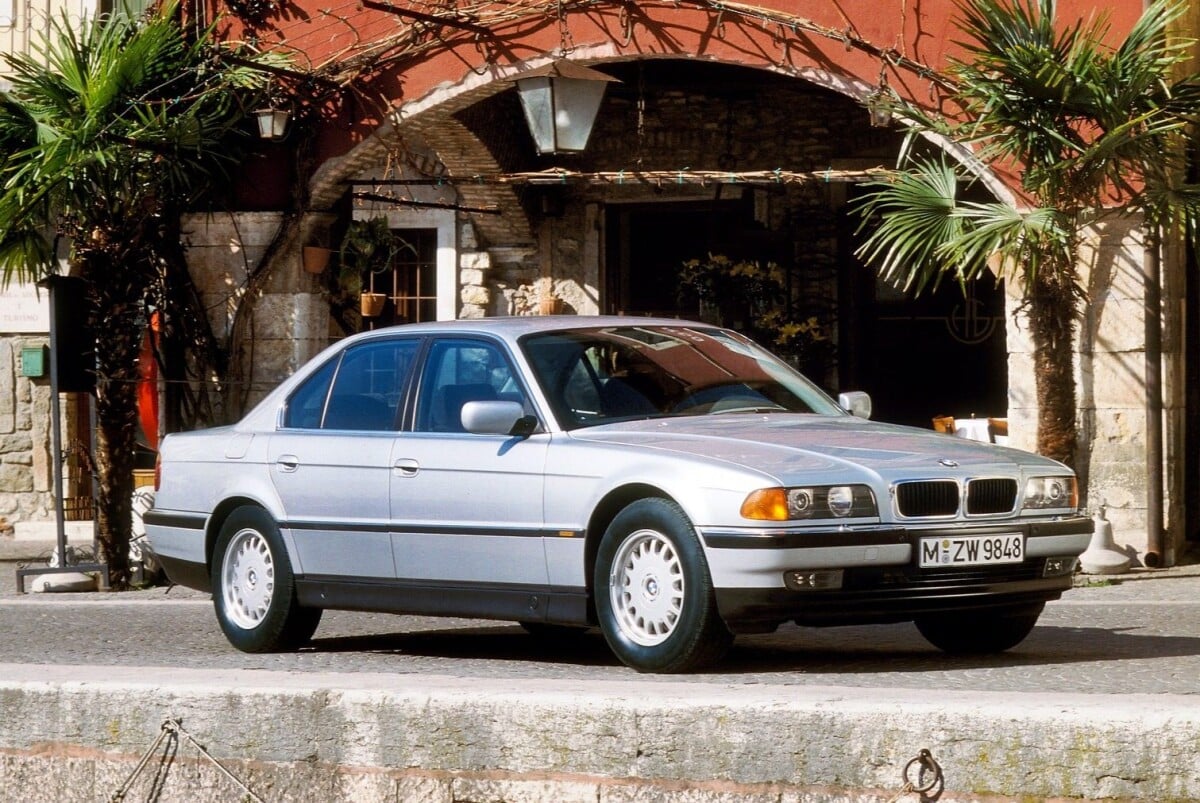 BMW Serije 7 E38: Prva “Sedmica” s dizel motorom i zadnja s ručnim mjenjačem