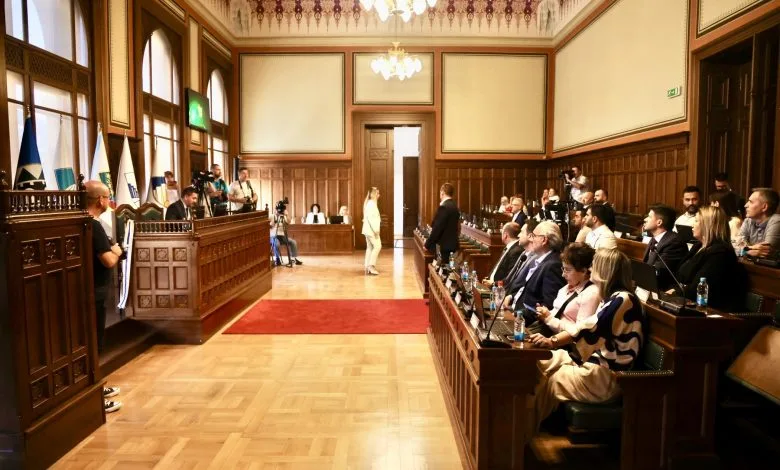 Grad Sarajevo taoc političkih pregovora: Vijeće bez kvoruma, građani bez odgovora