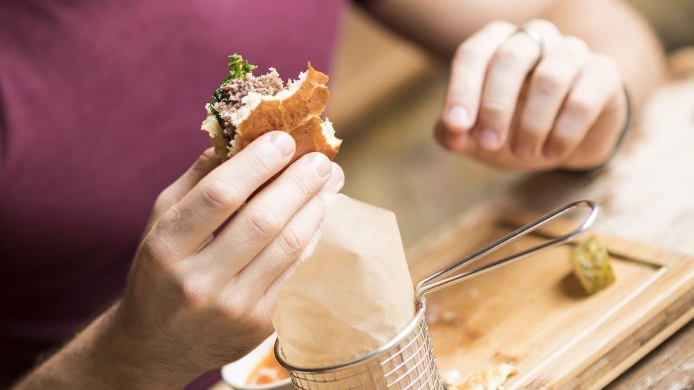 Ovo je trend novog svijeta u kojem hamburgeri koje jedete bez vezanja i s manje kalorija: možete ih vrlo lako uštedjeti kod kuće