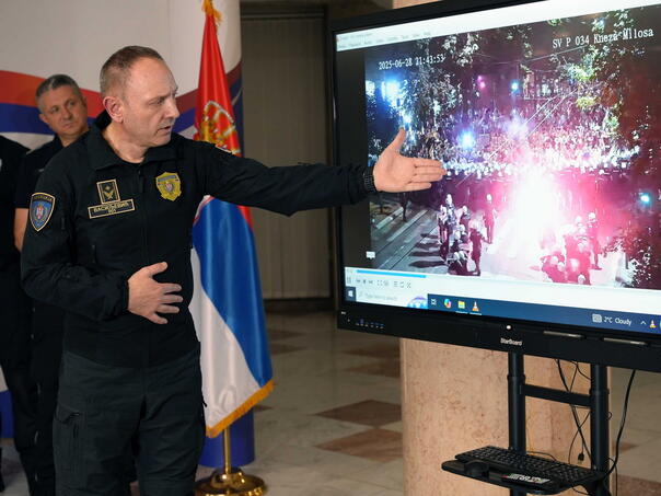 Policija Srbije Se Oglasila O Protestima U Beogradu
