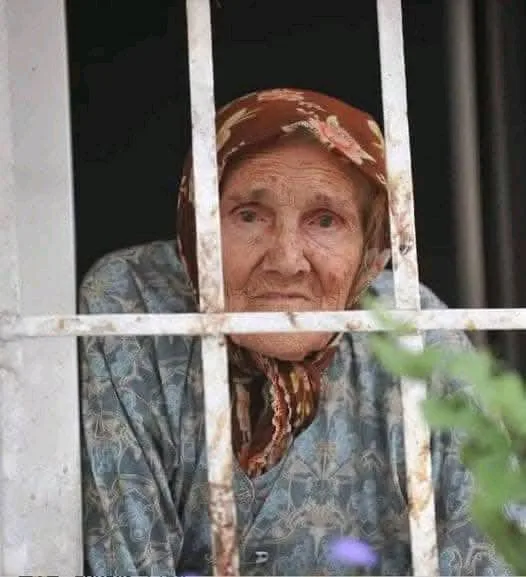 Priča o bogatašu koji je ostavio svoju majku u dom