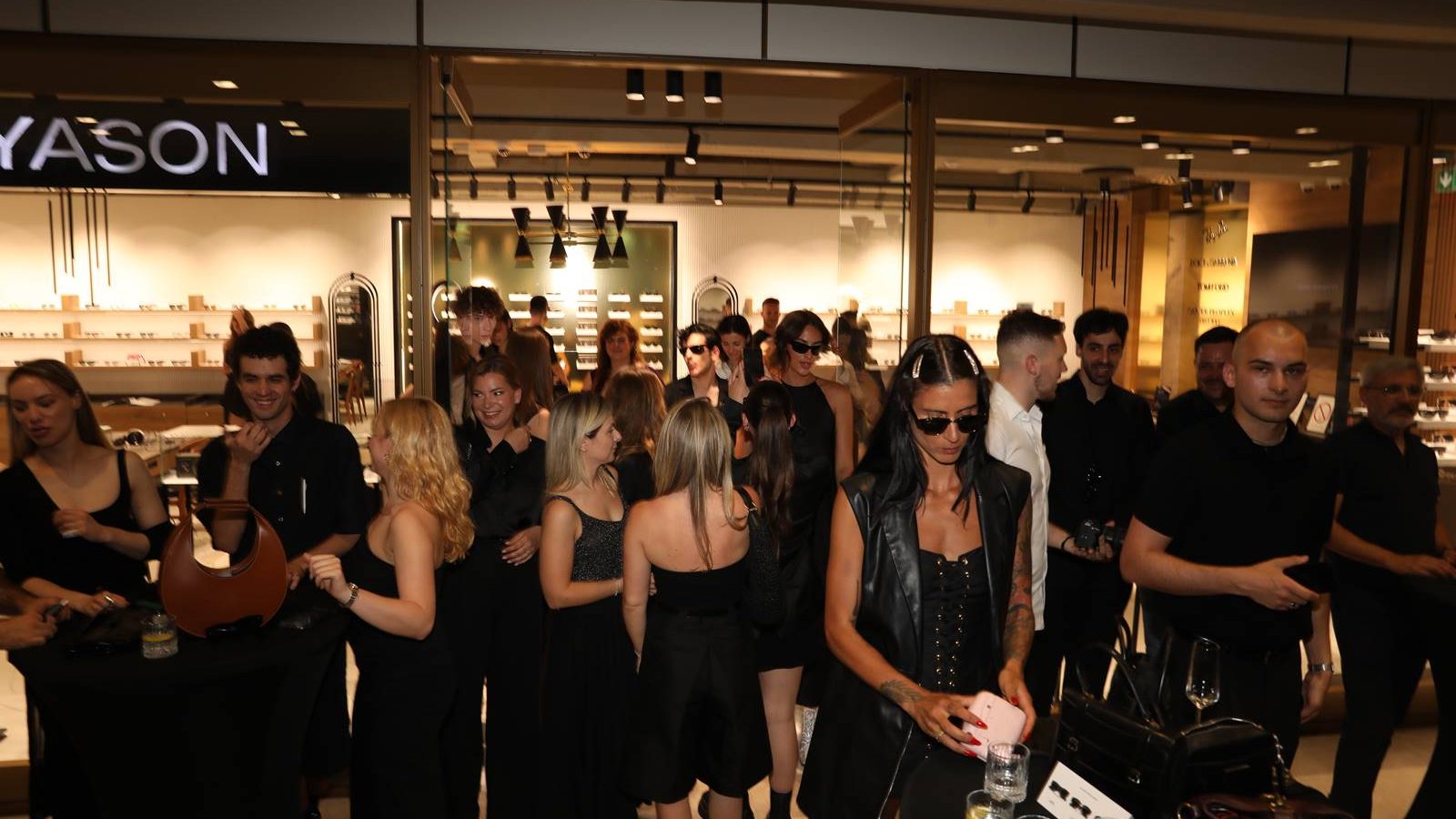 Promocija ekskluzivnih zbirki Ray-Ban u centru Sava: The Spirit of the World Metropolis u Beogradu