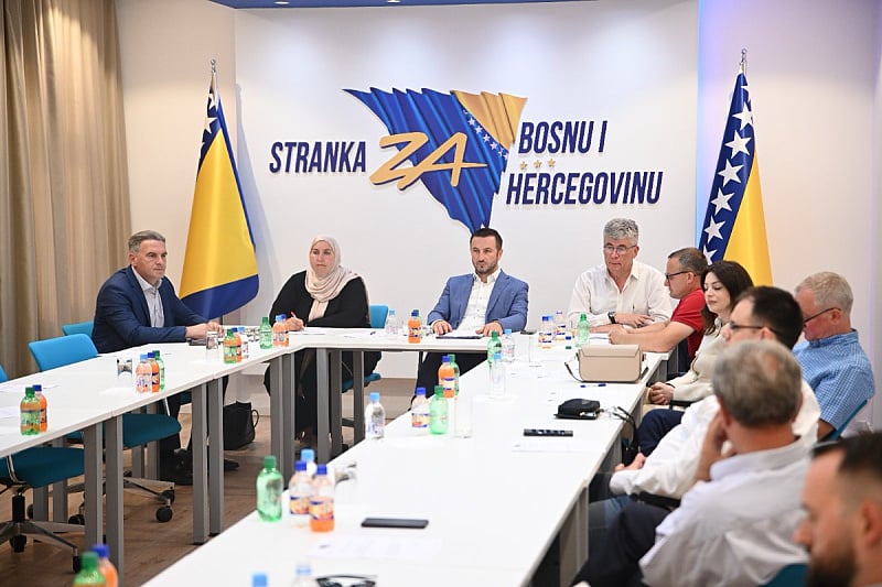 Stranka za BiH traži od Bećirovića da pokrene smjenu Vijeća ministara