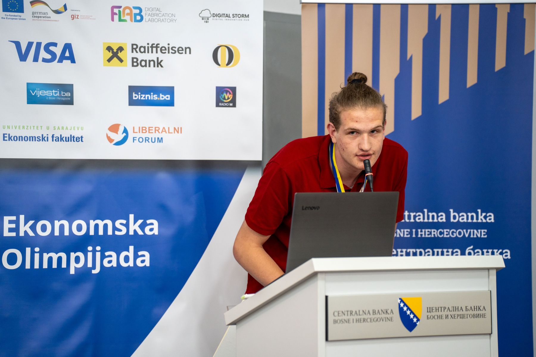 Učenik Muris Čerkez pobjednik pete Ekonomske olimpijade u BiH – Poslovne novine