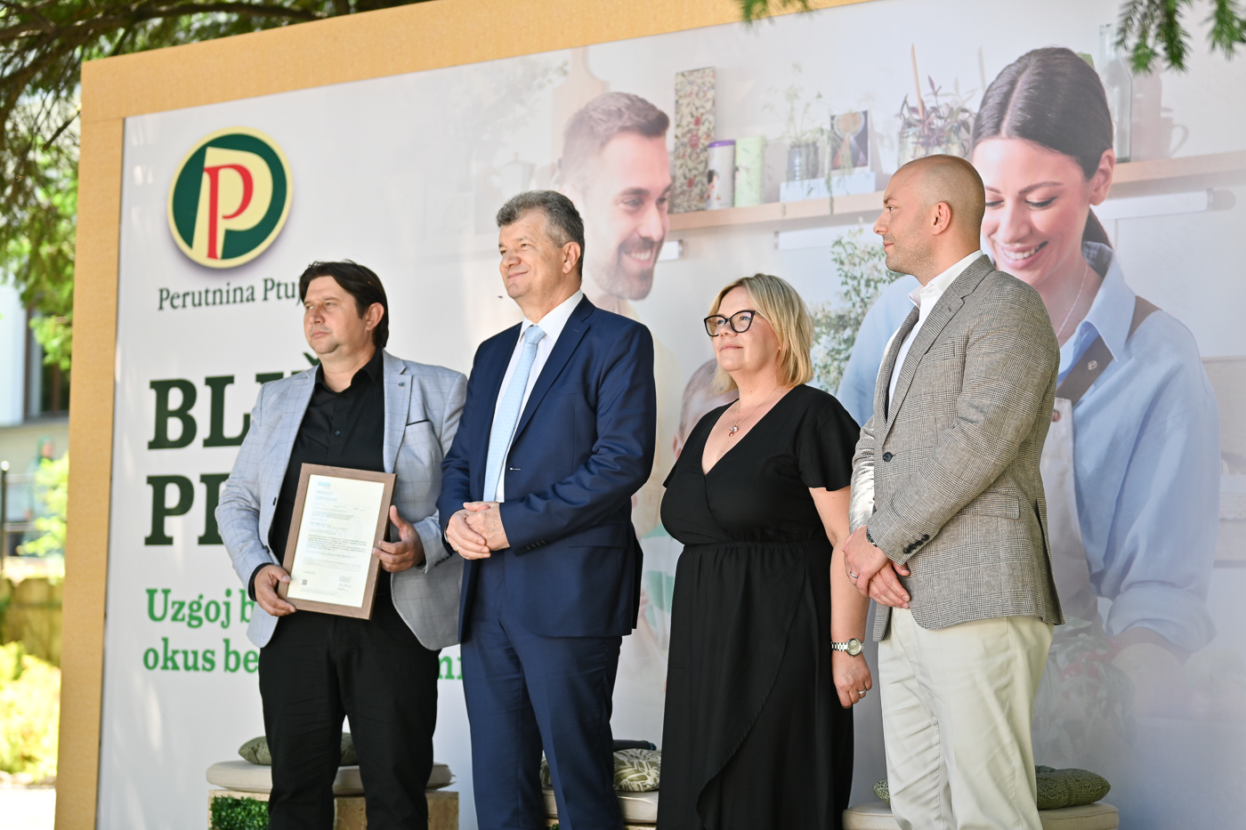 Perutnini Ptuj uručen certifikat “uzgojeno bez upotrebe antibiotika” – Poslovne novine