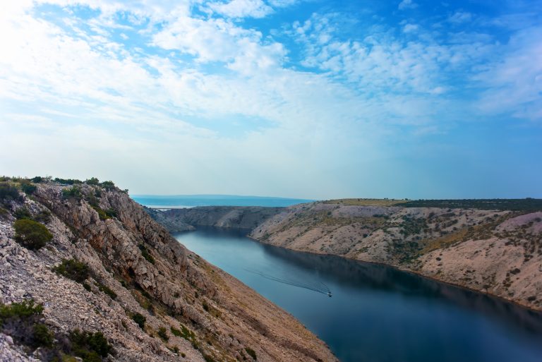 Jedno od najmanjih svjetskih mora nalazi se u našem susjedstvu, a mještani kažu da je najljepše