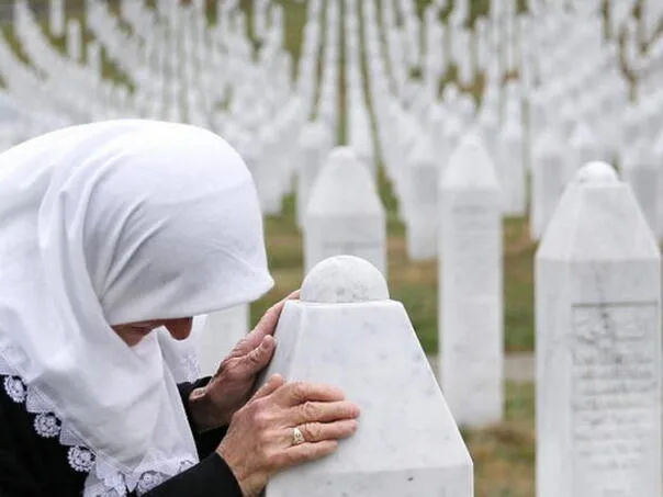 Danas u Potočarima dženaza i ukop posmrtnih ostataka sedam žrtava genocida u Srebrenici