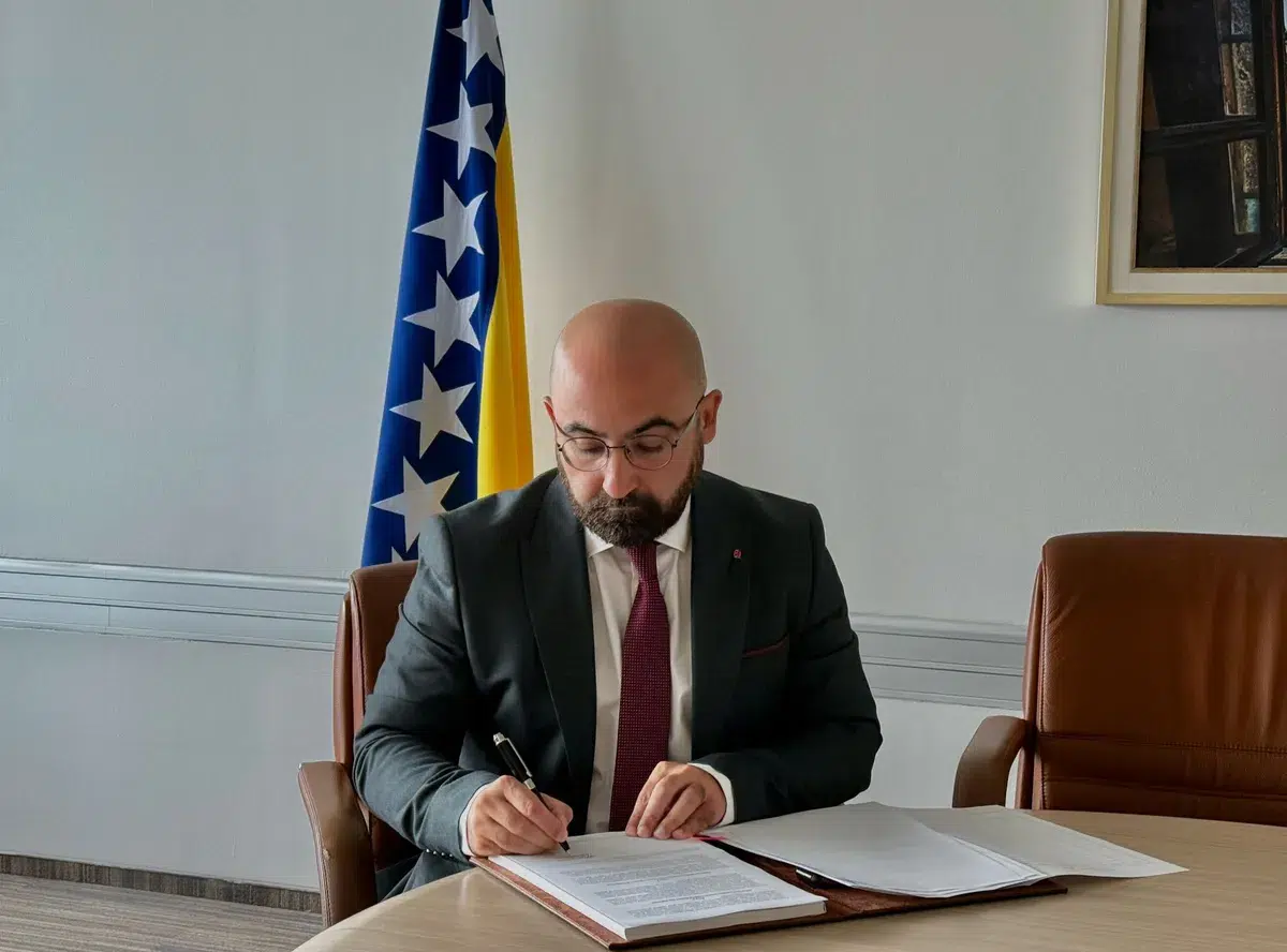 Izdvojene pare za CIK i 120 miliona KM od putarina Vladi FBiH