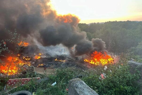 Pozari Haraju Tk Uprkos Upozorenjima Gradani Pale Vatre Na Njivama