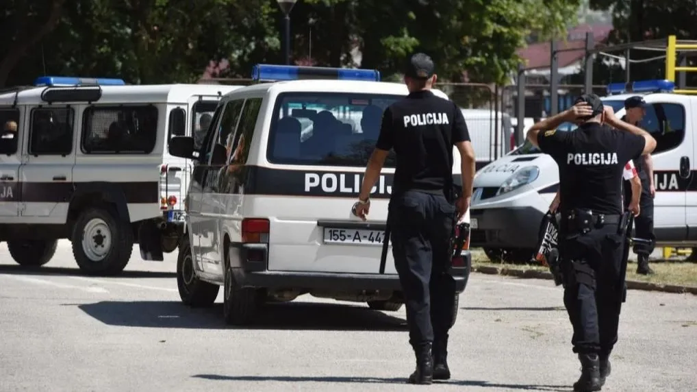 Teška saobraćajna nesreća: U Ljubuškom poginuo muškarac, dvije osobe prevezene u mostarsku bolnicu