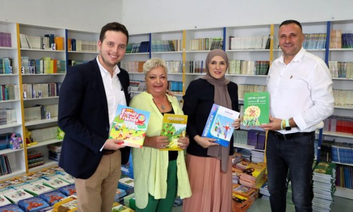 1756313872 Premijer Uk I Ministrica Hota Muminovic Posjetili Os ‘Osman Nuri Hadzic