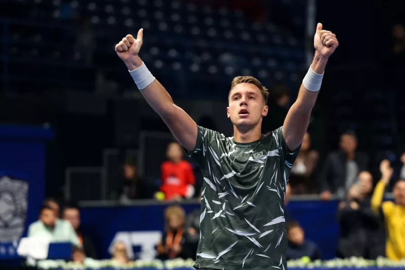 ATP ROTTERDAM: Međedović zaustavljen, Kanađanin za sat i pol do četvrtfinala! (VIDEO)