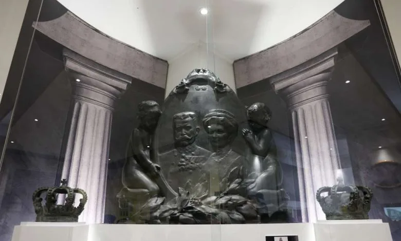 Dijelovi Spomenika Franzu i Sofiji vraćeni u Muzej, prvi put izloženi nakon uklanjanja 1918. godine