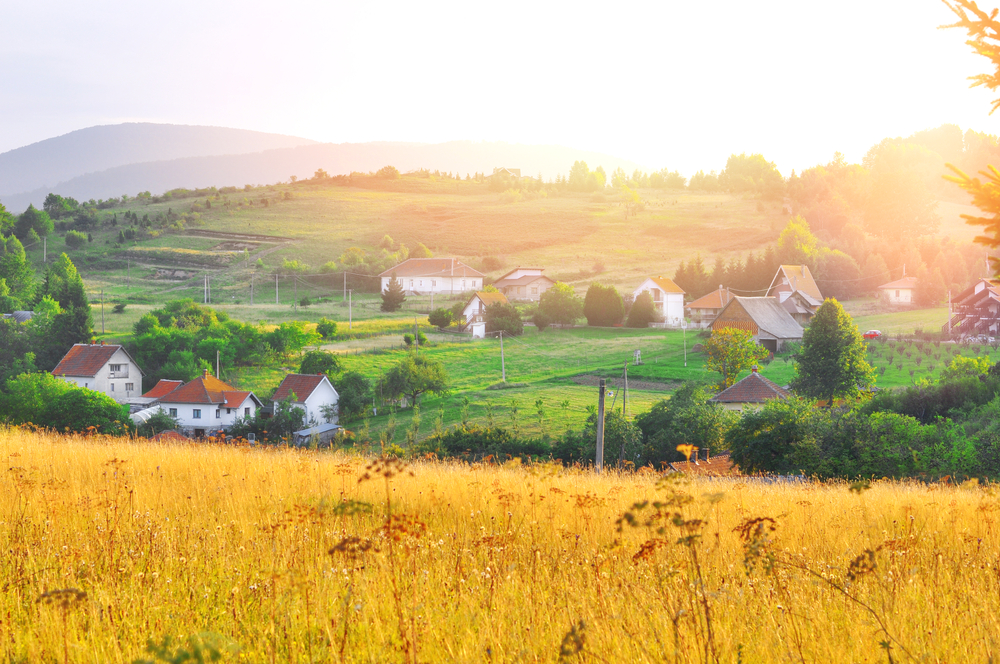 Najkrotišnije mjesto na Balkanu, odmah nakon Hvara je ovo selo i nalazi se u Srbiji