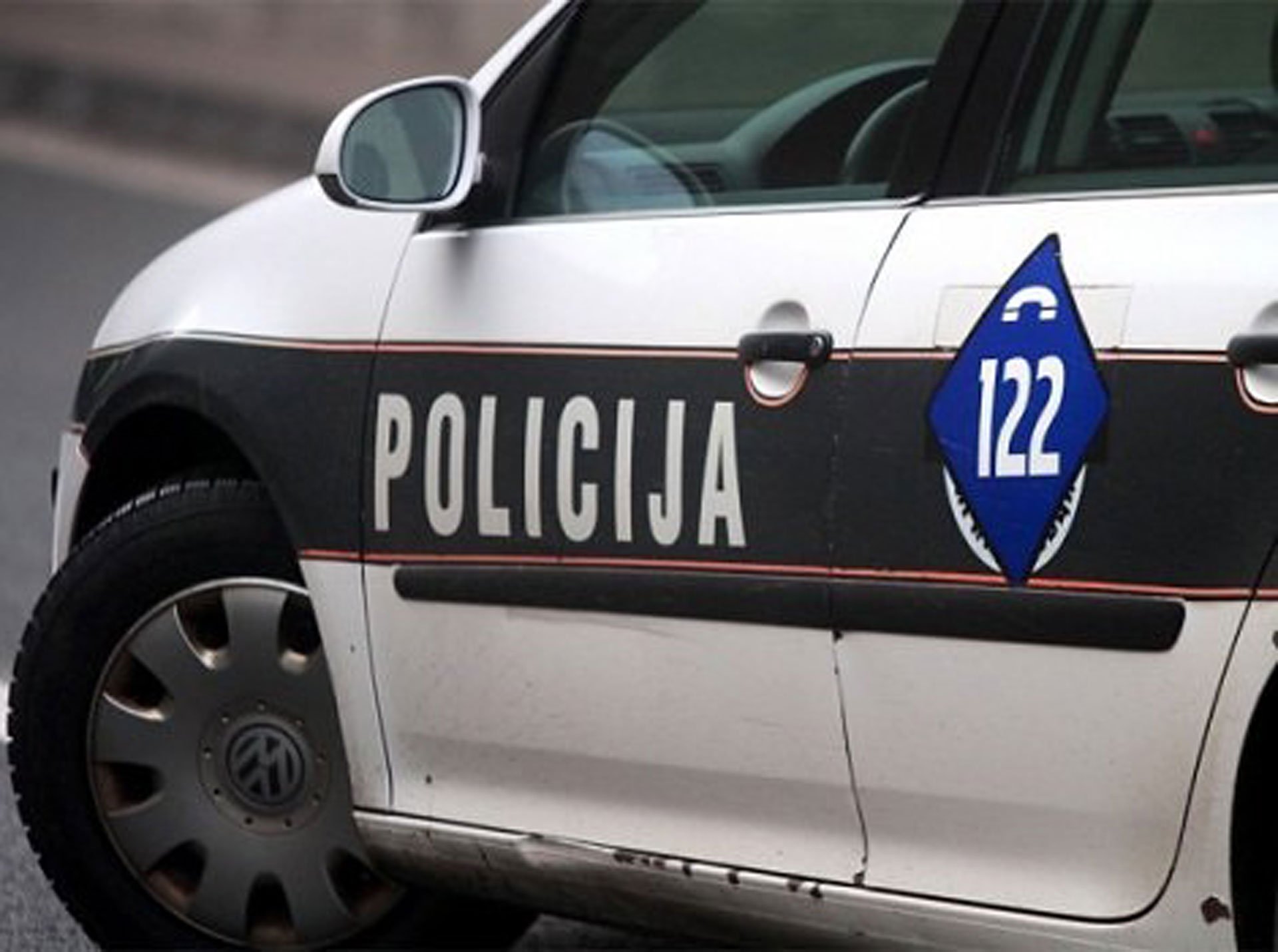 Policija traga za muškarcem zbog pucnjave ispred ugostiteljskog objekta u Visokom