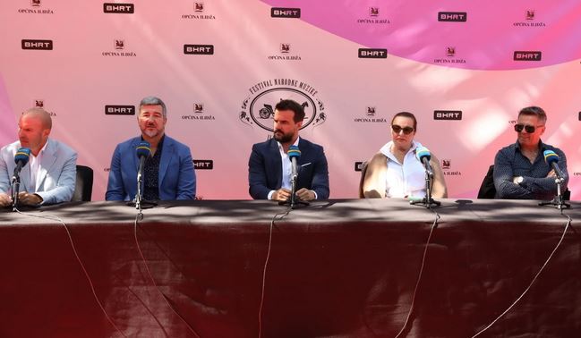 Veceras Pocinje 61 Festival Narodne Muzike Ilidza