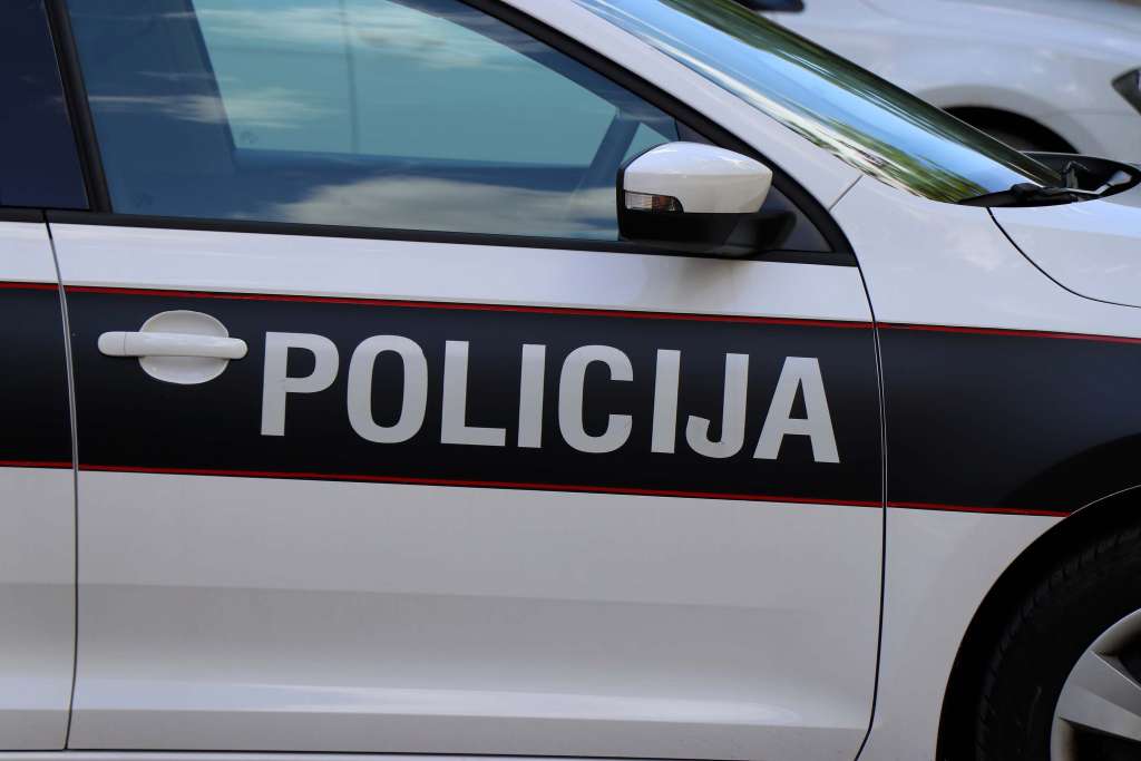 Ženu iz Gračanice zvanično sumnjiče za ubistvo muža, nanijela mu jednu povredu nožem