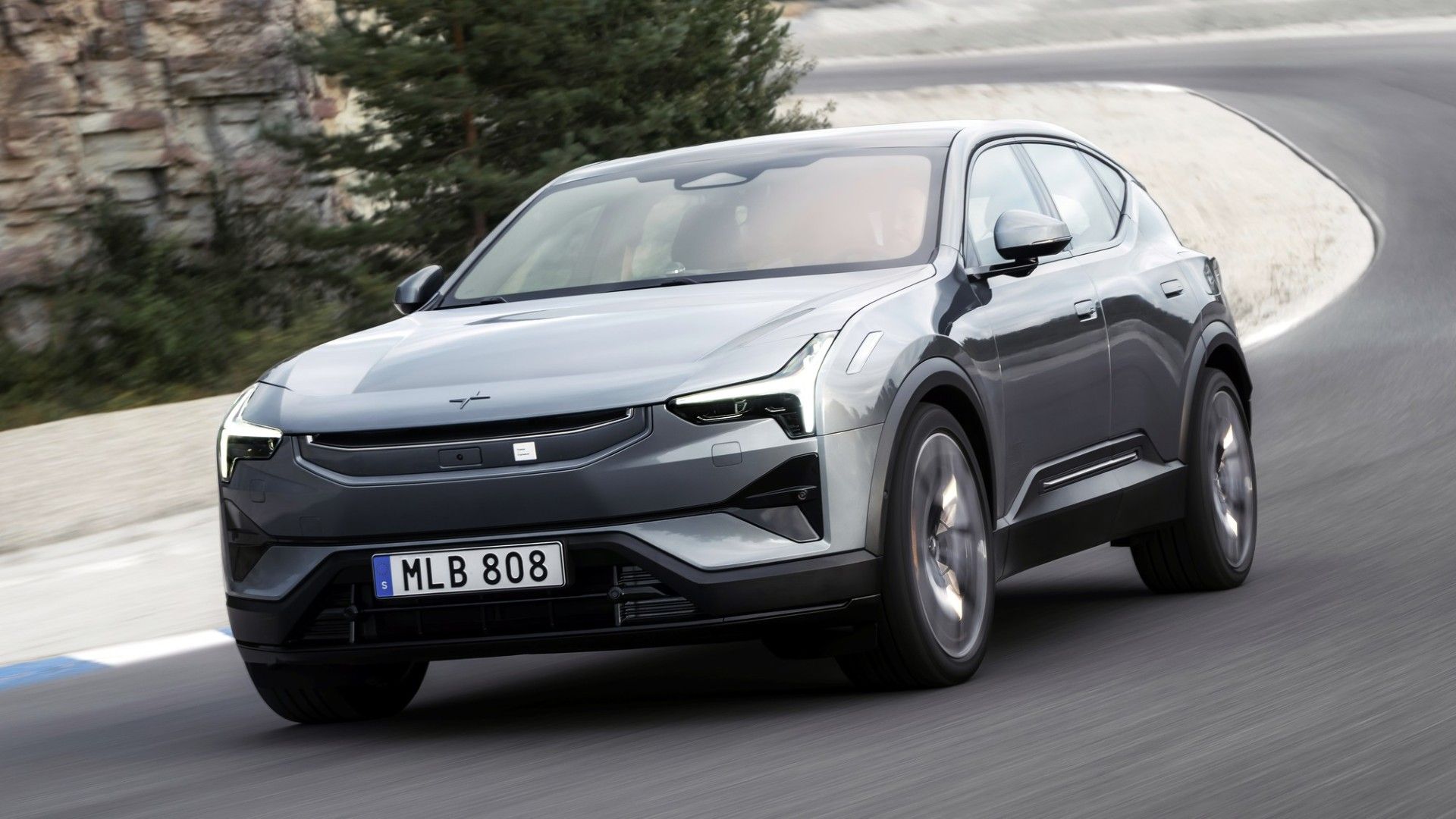 Polestar 3 prešao na 800-voltnu arhitekturu i dobio jači stražnji motor