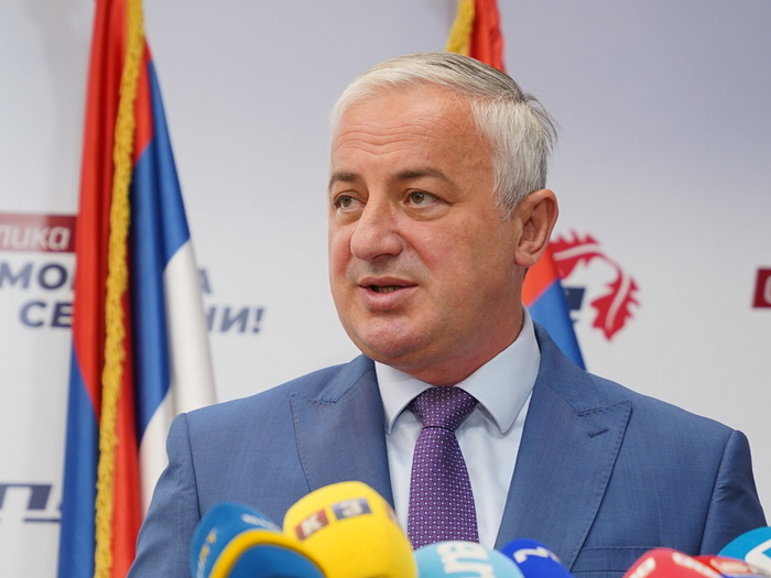 Borenović o ukidanju sankcija: Žali Bože mrcvarenja naroda i izgubljenog vremena