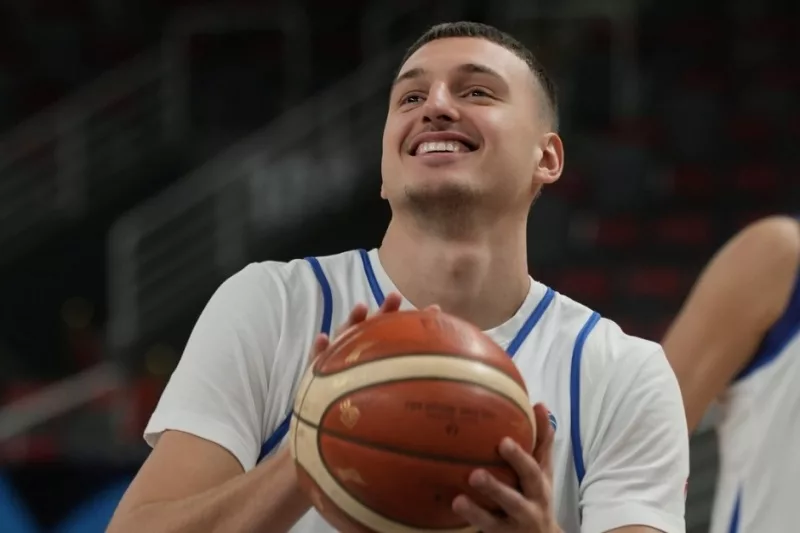 NBA: Jović igrao, ali Bogdan opet ne, Vukčević solidan u porazu od prvaka, koji nije računao na Topića