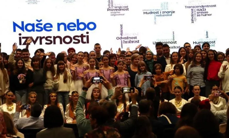 „Naše nebo izvrsnosti“: Promovirana znanja, trud i vrhunski rezultati učenika Kantona Sarajevo