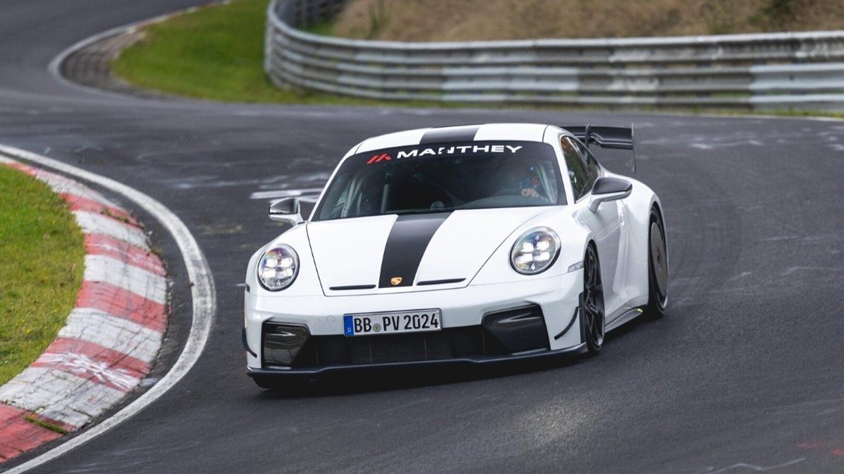 Porsche 911 GT3 Manthey Kit briljirao na Nürburgringu uprkos lošem vremenu