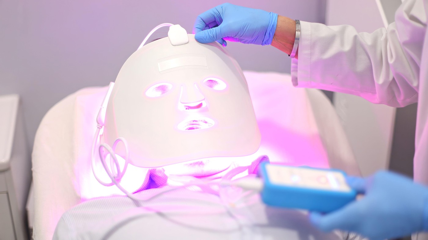 Djeluju li LED maske stvarno? Da, ali uz određene uvjete