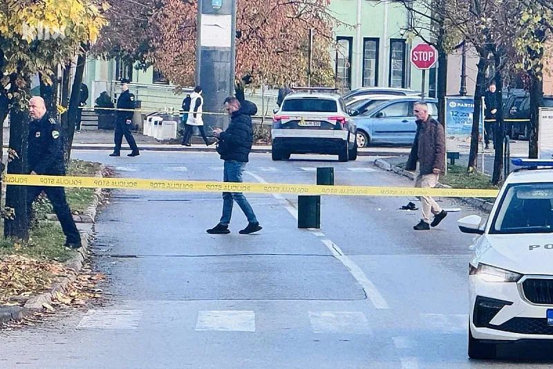 Drama u centru Kalesije: Pljačkali zlataru, pucali pored osnovne škole i pobjegli