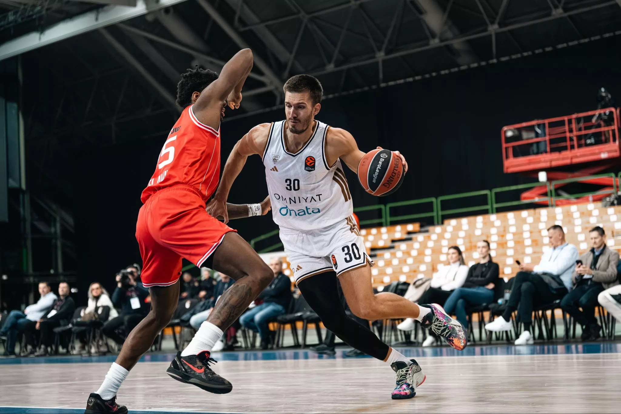 EL: NBA Hapoel u Sarajevu, Baskonia u seriji, Maccabi u Beogradu slavio u produžetku