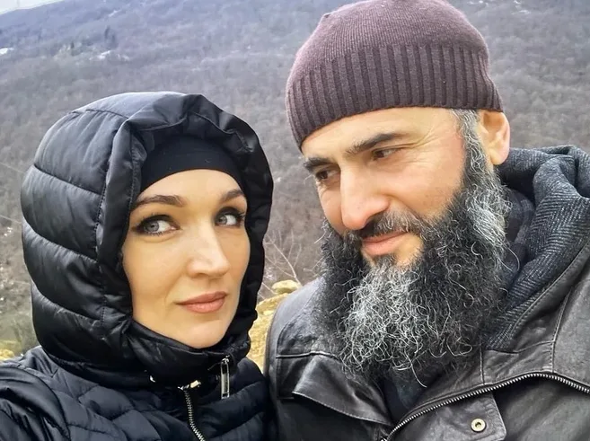 “Nedostaje mi na svim velikim događanjima” oglasila se udovica Muamera Zukarlića na 4. godišnjicu njegove smrti
