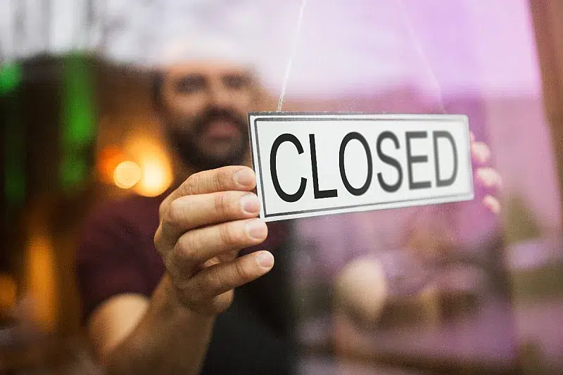 Inspekcija u kafićima i kladionicama širom FBiH: Zapečaćeno 19 objekata, kazne dosegle 301.700 KM