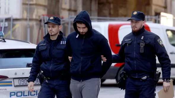Ovo je muškarac koji je ubio svoju djevojku: Ubo je nožem u srce