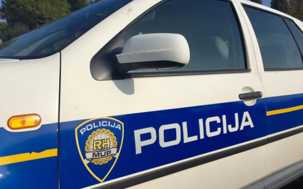 Imotski: Policija istražuje sumnju na seksualno zlostavljanje u srednjoj školi