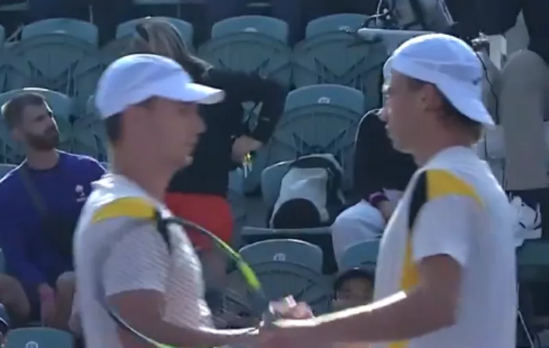 ATP HONG KONG: Kecmanović nije preskočio prvu prepreku!