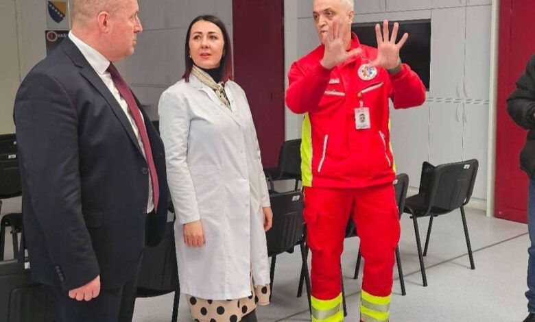 Hitna pomoć unapređuje ključne segmente rada uz podršku Ministarstva zdravstva KS