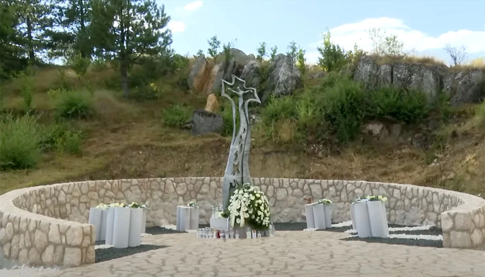 spomenik tribistovo