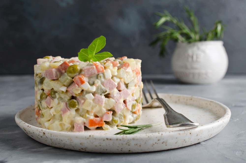 Ruska salata – koliko se može čuvati i kako se čuva