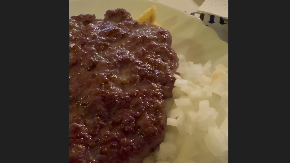 U Beogradu smo pronašli malo drugačiji burger, a toliko je dobar da govori tri svjetska jezika