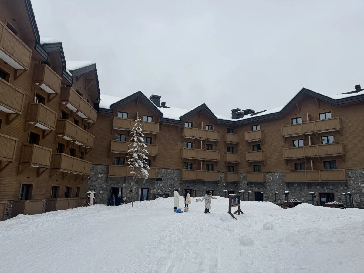 Swissôtel Resort Kolašin 1600 – Savršen zimski bijeg na planinu