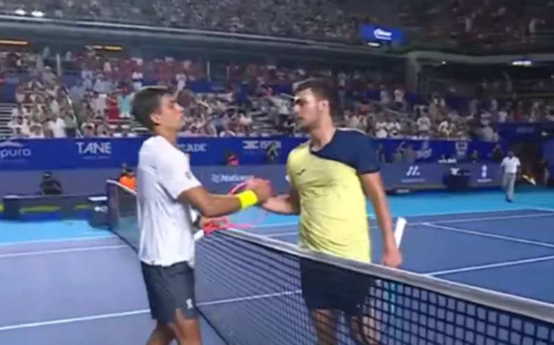 ATP AKAPULKO: Kecmanović promašio šanse i stao pred finale!